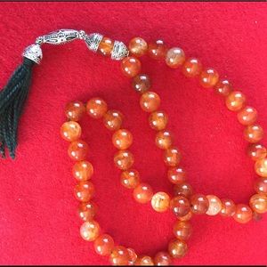 Carnellan stone beads